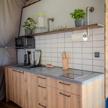 Glamping Hen W Trawie Tente de luxe *