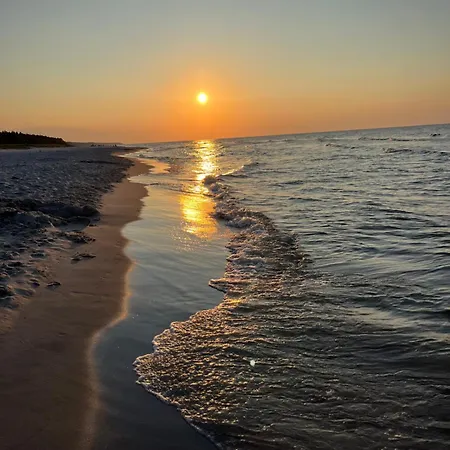 Tente de luxe Glamping Hen W Trawie *